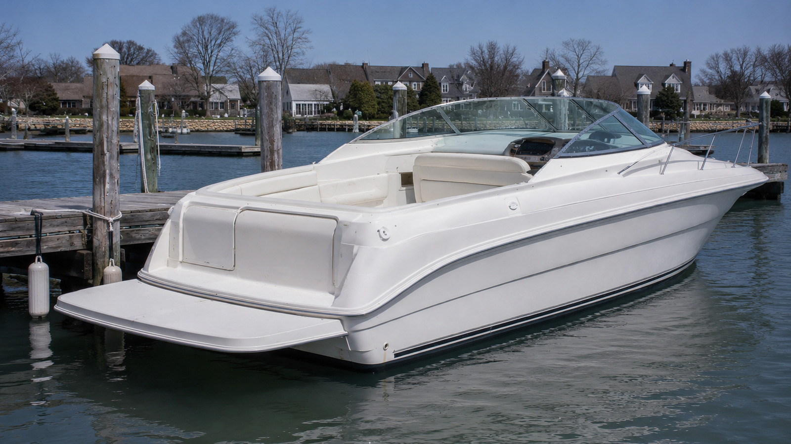 sea ray 280 weekender stern quarter dockside 08