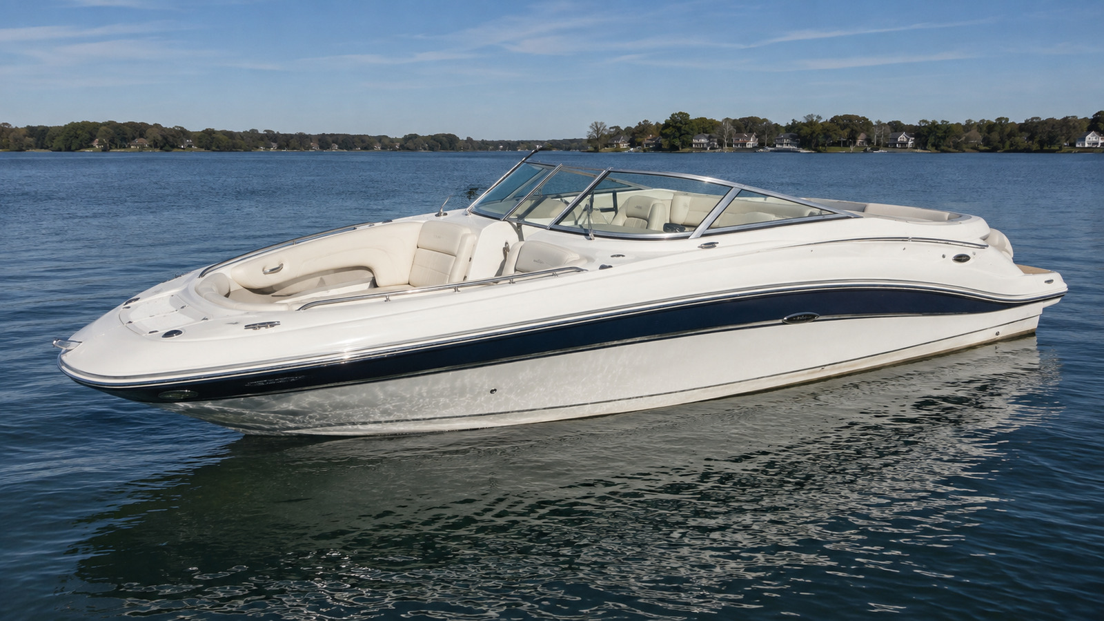 sea ray 290 sundeck elevated exterior 06