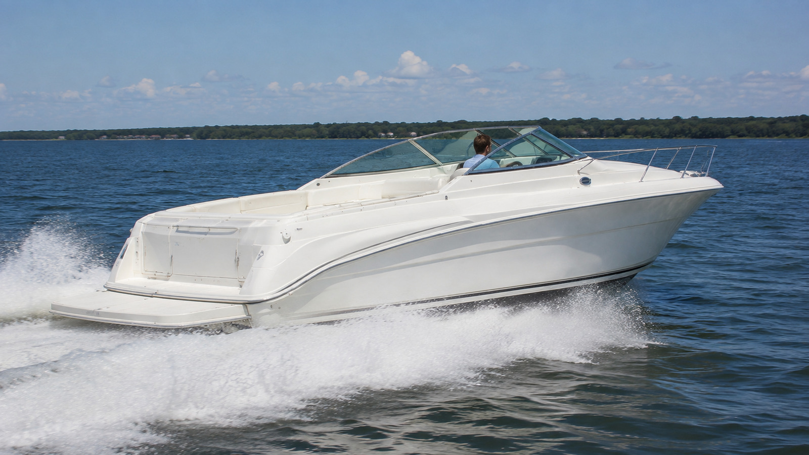 sea ray 300 weekender rear quarter running 03