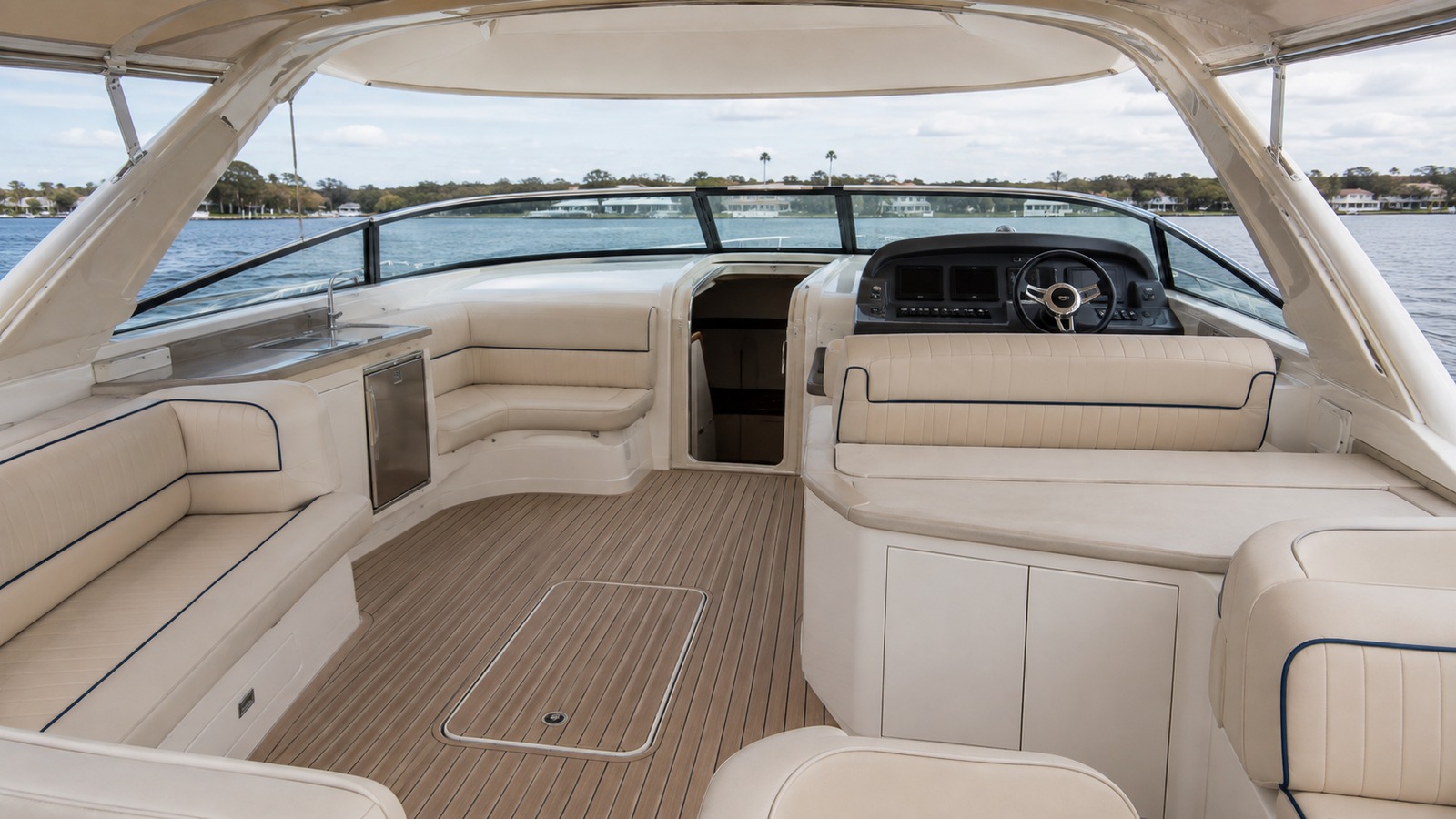 sea ray 310 express cruiser cockpit wide 07