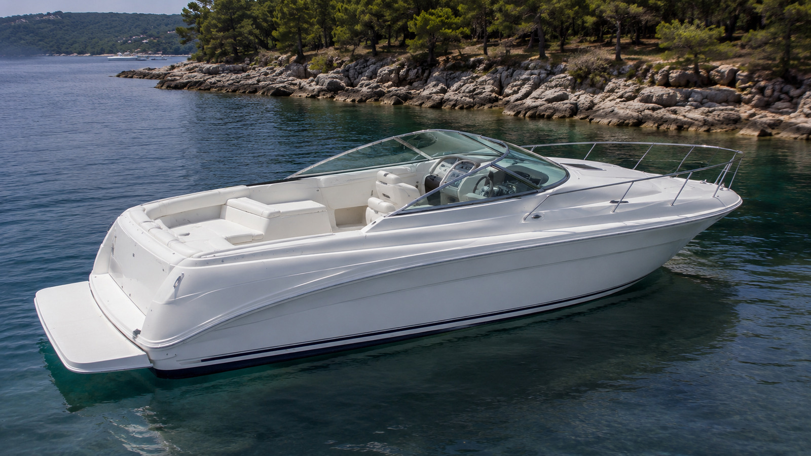 sea ray 310 weekender elevated exterior 09