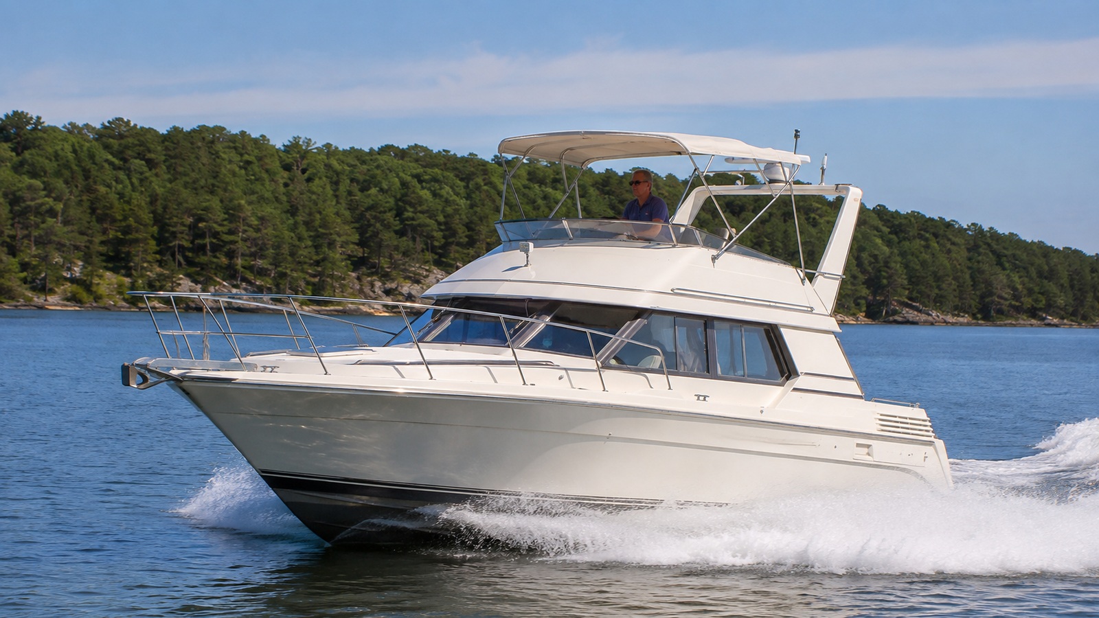 sea ray 350 sedan bridge front quarter running 02
