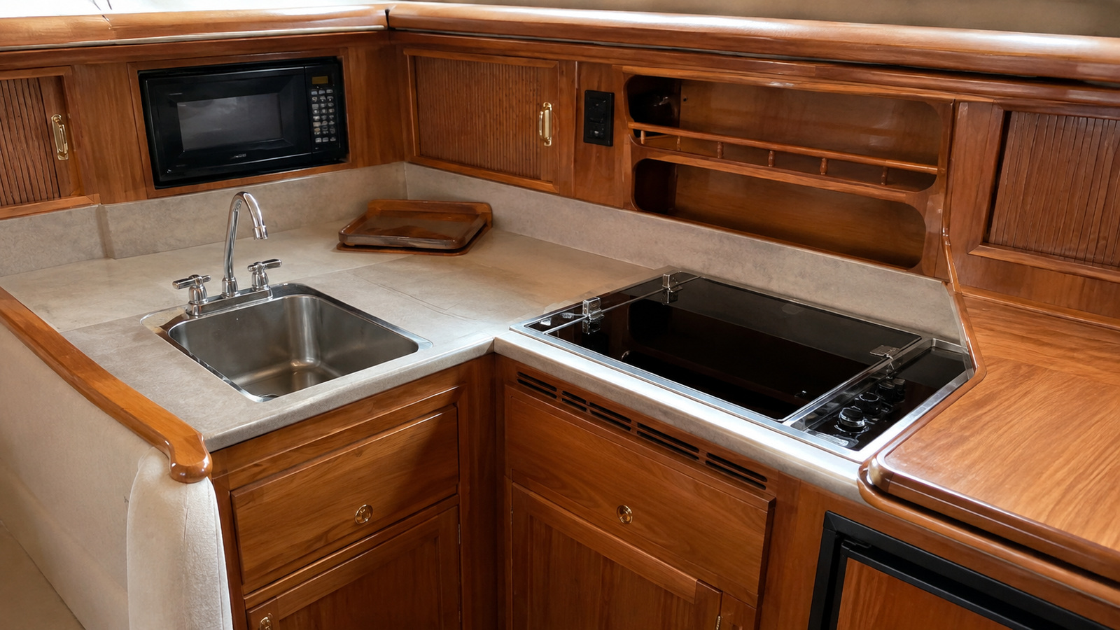 sea ray 360 aft cabin galley detail 01