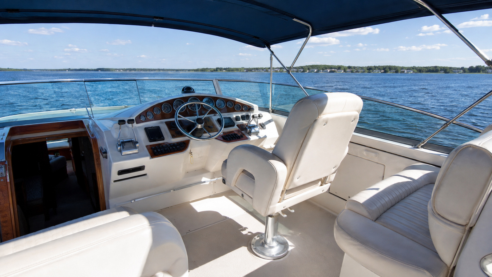sea ray 370 aft cabin upper helm 01