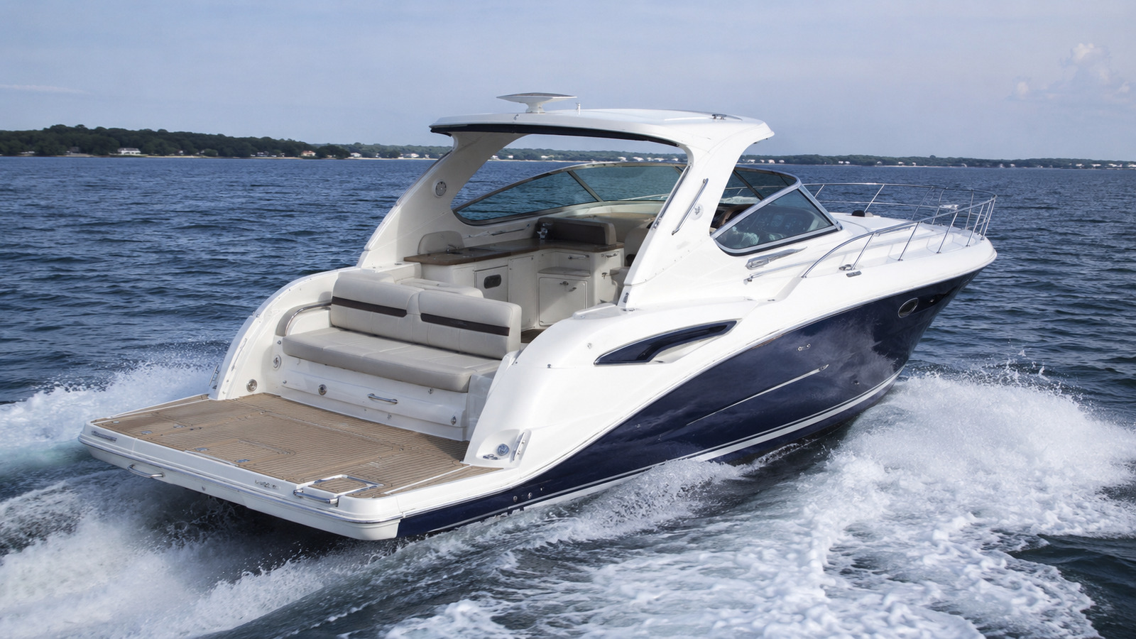 sea ray 380 express cruiser rear quarter running 03