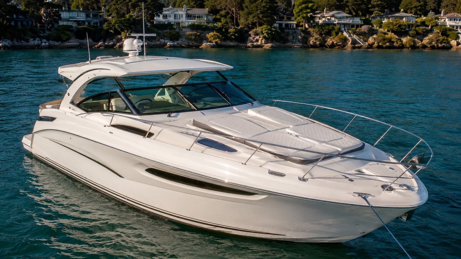 sea ray 390 sport yacht foredeck lounge 10