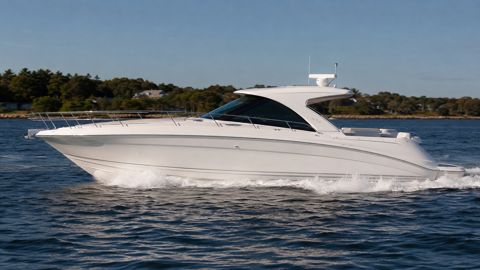 sea ray 390 sport yacht side profile running 04