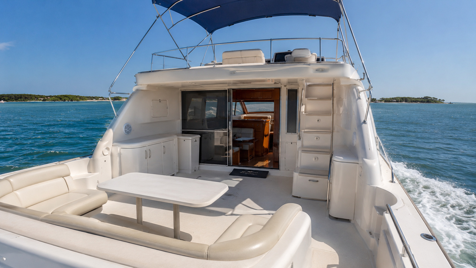 sea ray 400 aft cabin aft deck 01