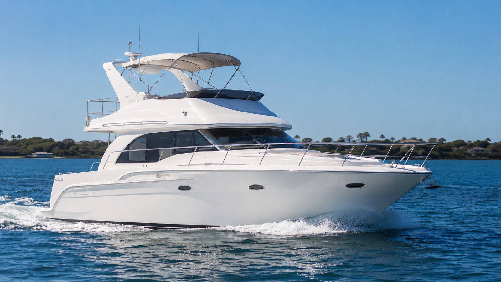 sea ray 400 sedan bridge premium exterior hero 25
