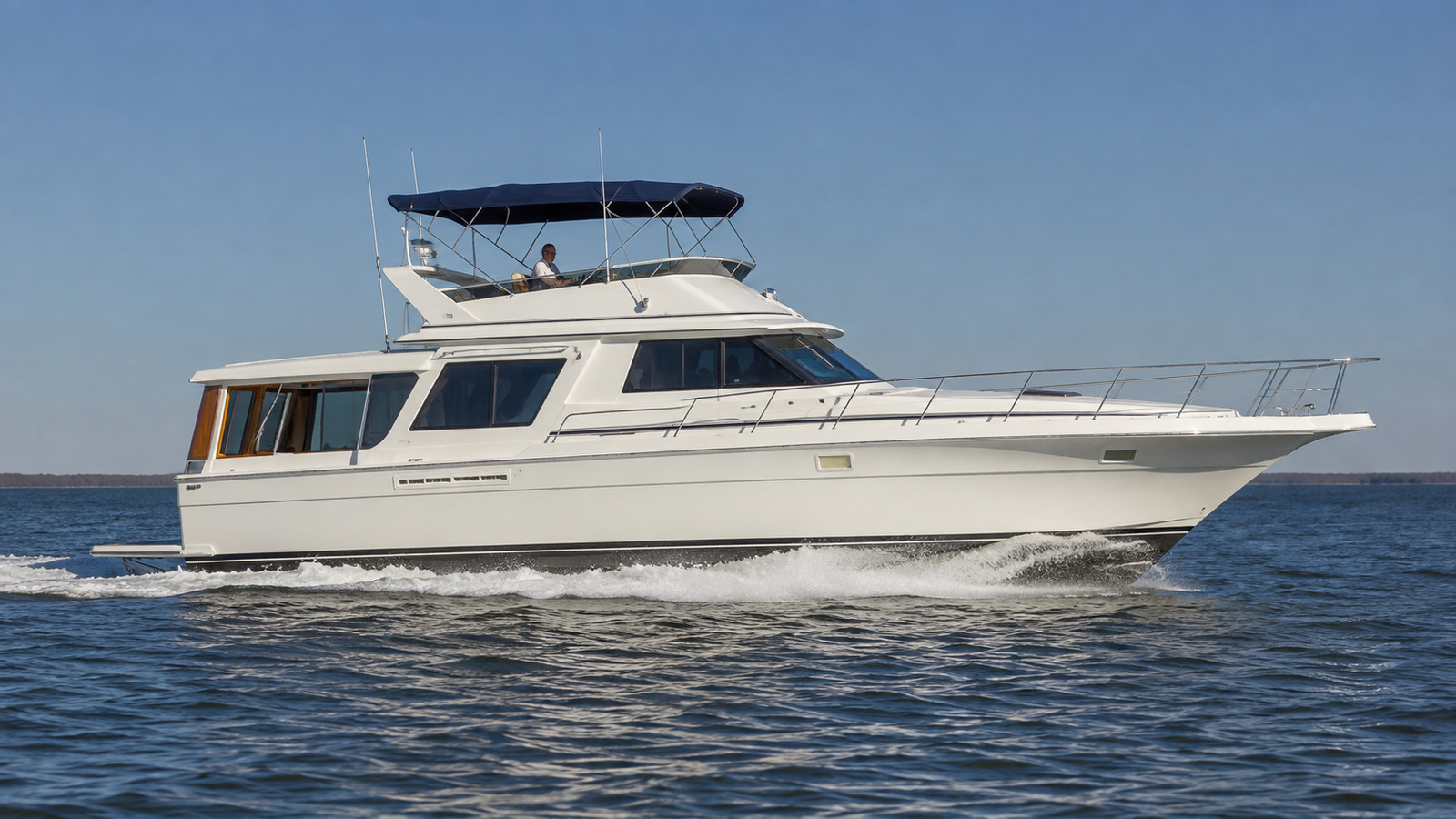 sea ray 420 aft cabin side profile running 01