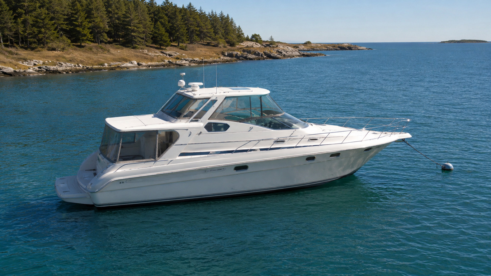 sea ray 420 motor yacht elevated exterior 09