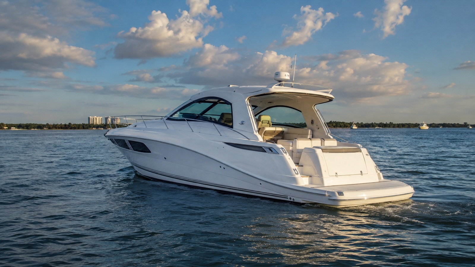 sea ray 420 sport yacht marina arrival 06
