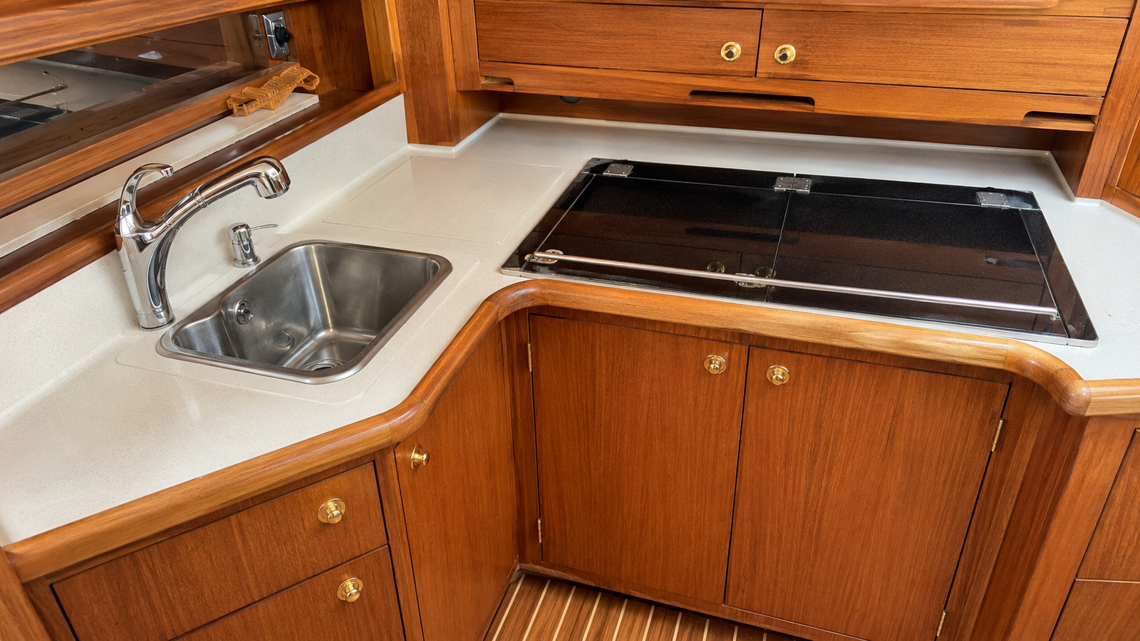 sea ray 440 aft cabin galley detail 01