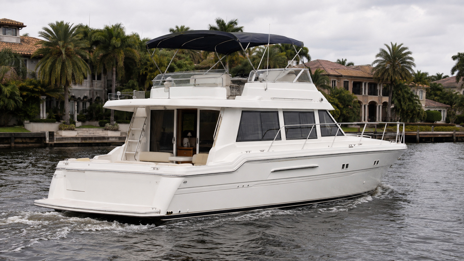 sea ray 440 aft cabin waterfront cruising 01