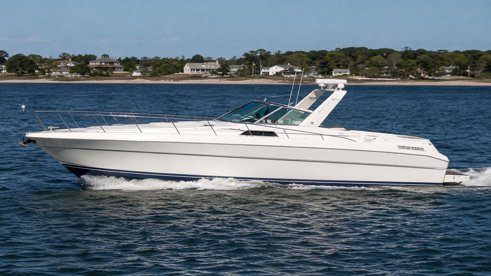 sea ray 440 express cruiser running profile 04