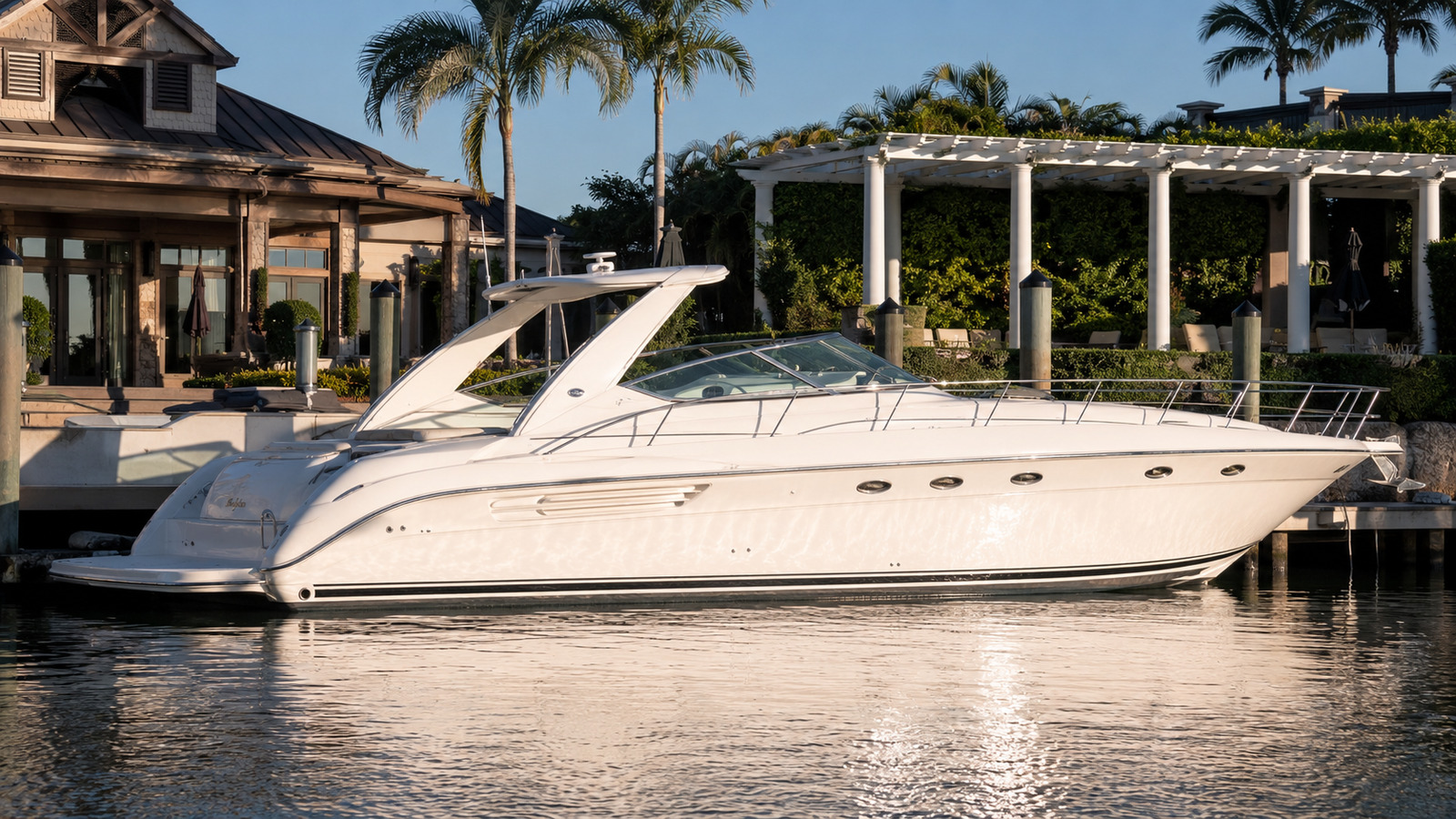 sea ray 450 express cruiser dockside profile 05