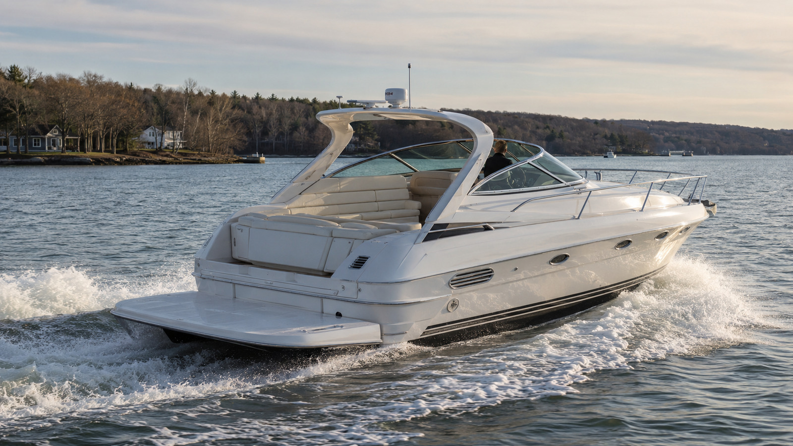 sea ray 450 express cruiser rear quarter running 03