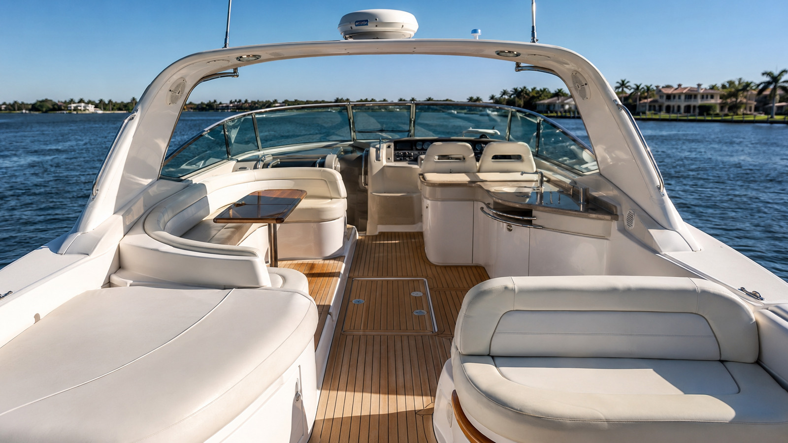 sea ray 500 express cruiser cockpit wide 07