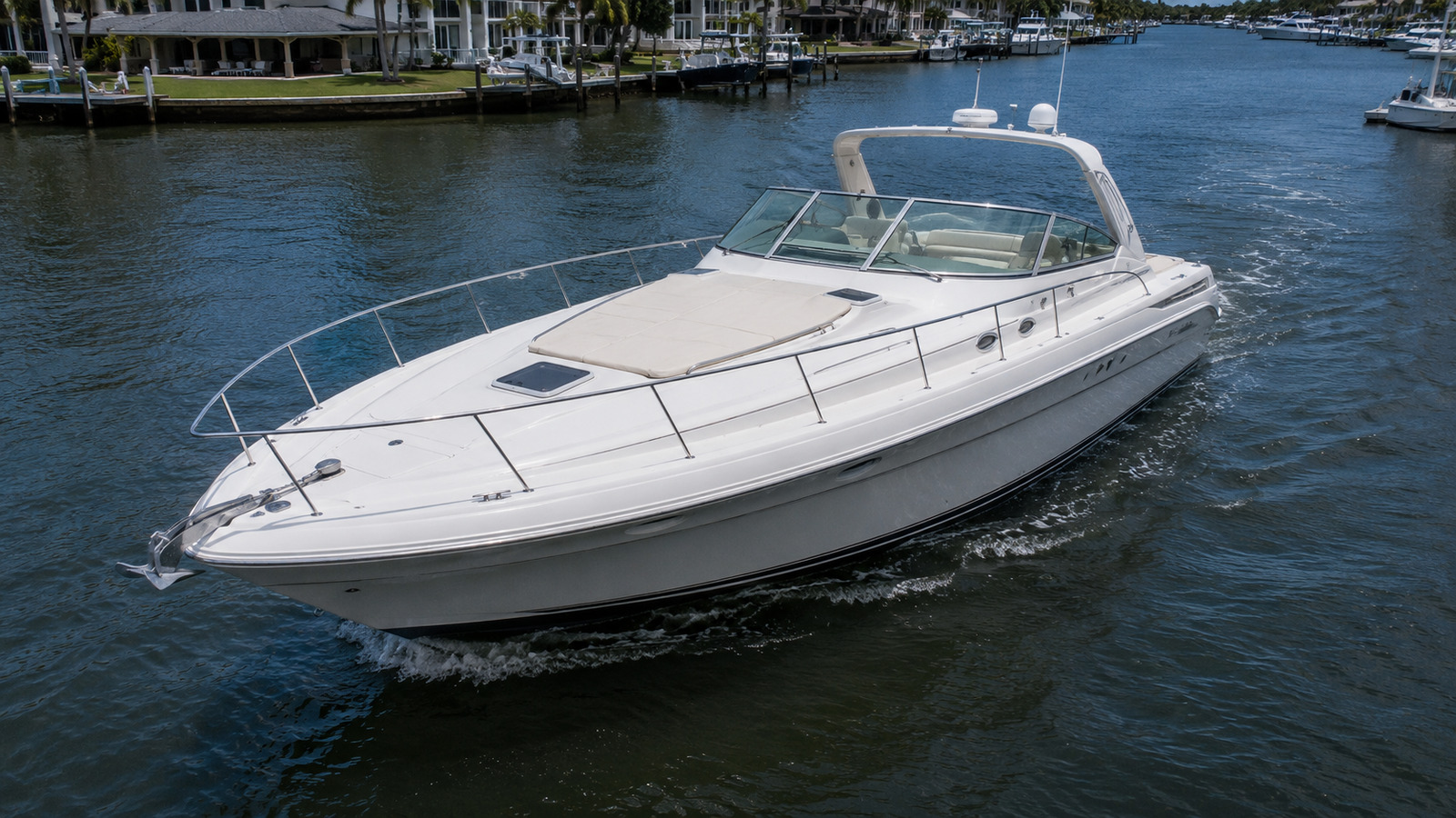 sea ray 500 express cruiser elevated exterior 06