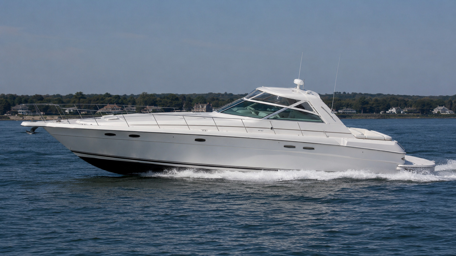 sea ray 500 express cruiser running profile 04