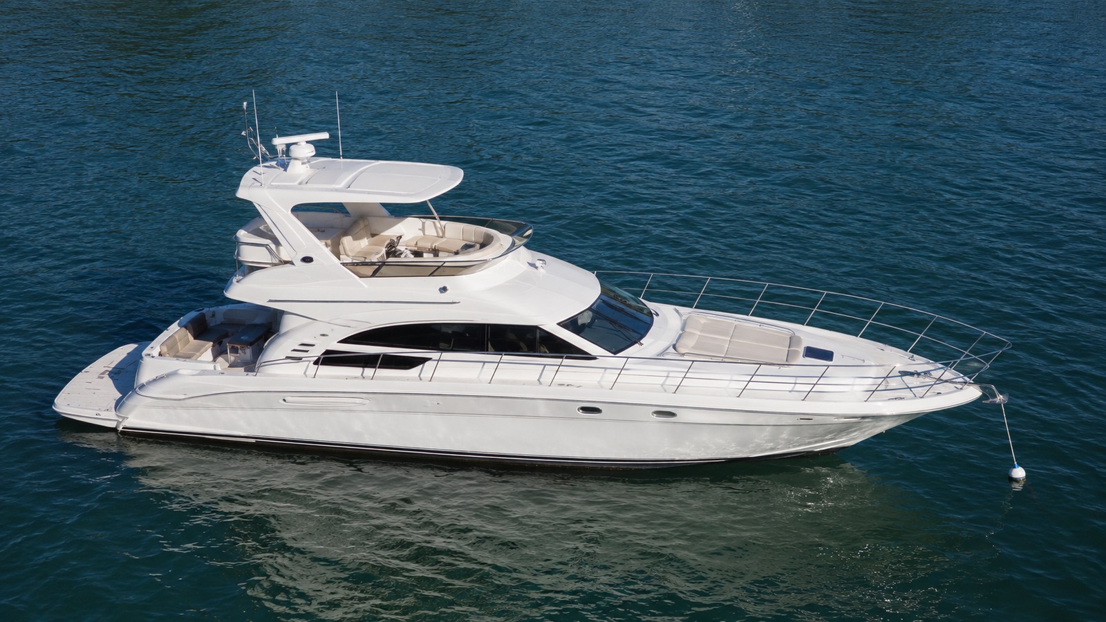 sea ray 500 sedan bridge elevated exterior 07