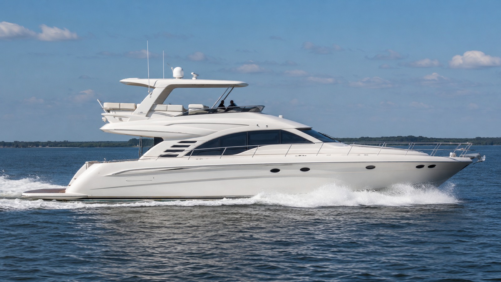 sea ray 500 sedan bridge full profile underway 04