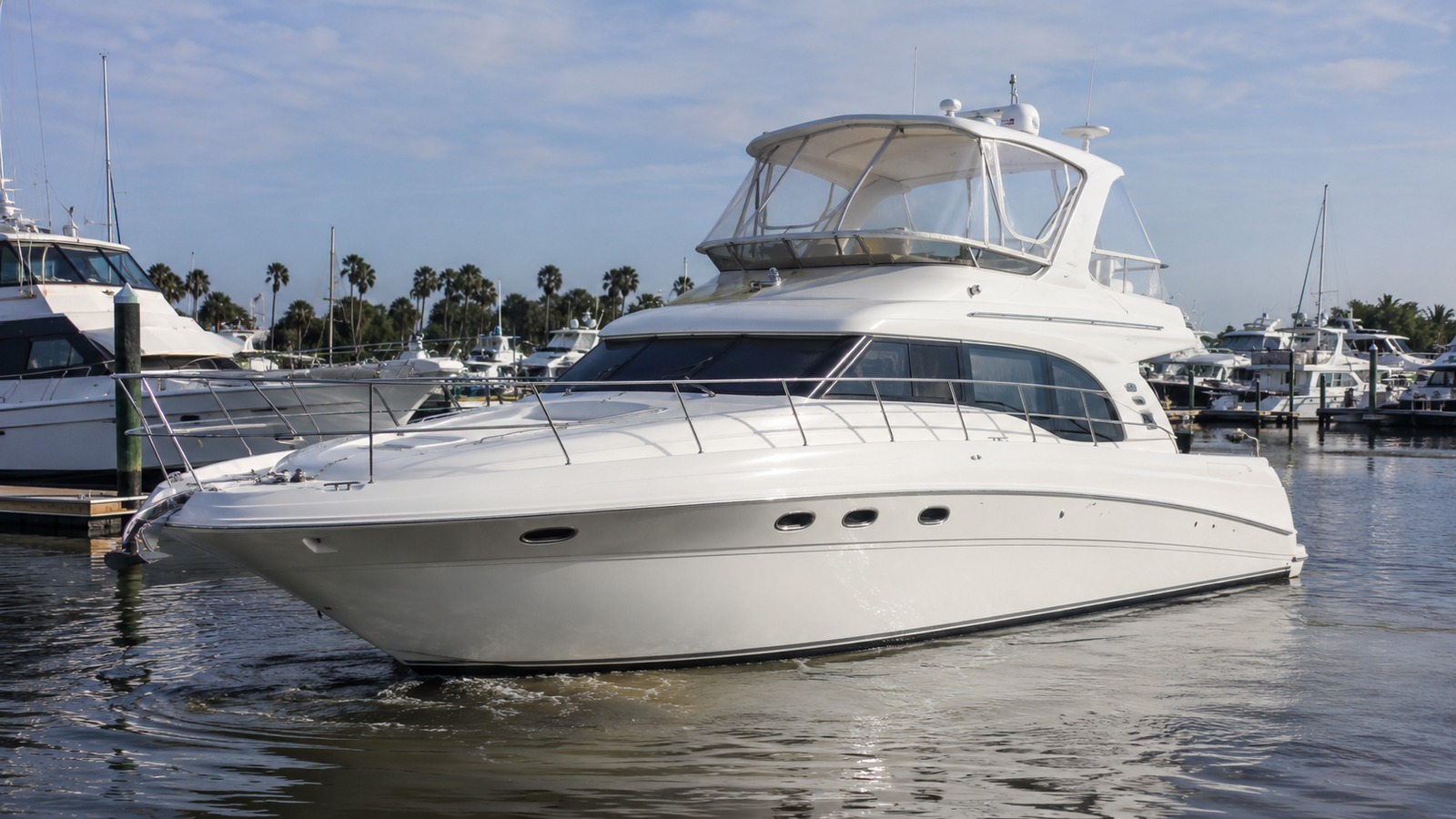 sea ray 500 sedan bridge marina arrival 06