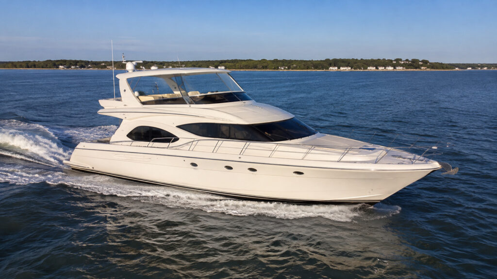 sea ray 560 sedan bridge running hero 01