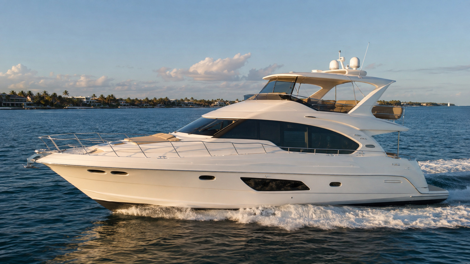 sea ray 580 sedan bridge premium exterior hero 25
