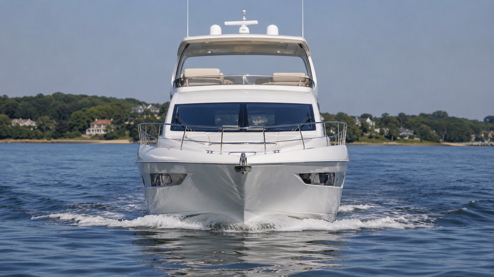 sea ray 610 sedan bridge bow on cruising 05