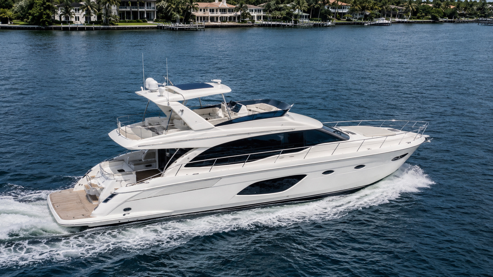 sea ray 610 sedan bridge elevated exterior 09
