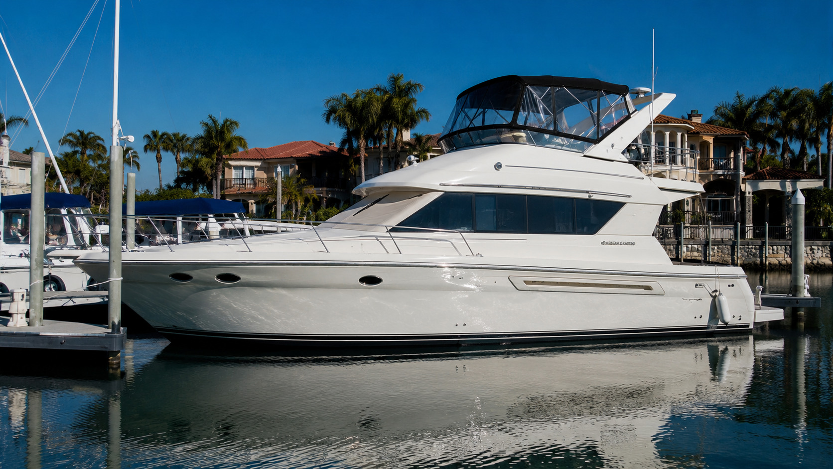 sea ray aft cabin dockside profile 03