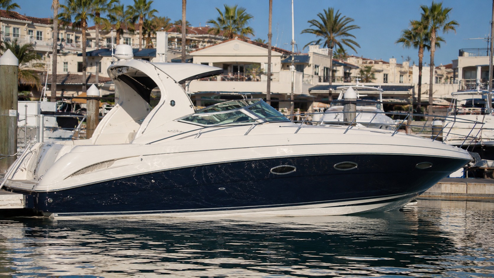 sea ray express cruiser dockside profile 05