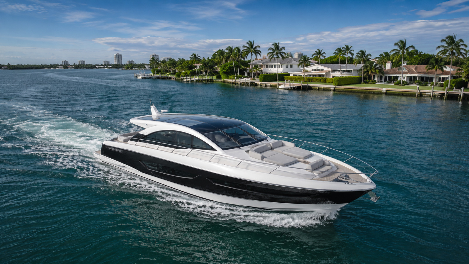 sea ray l650 elevated exterior 06