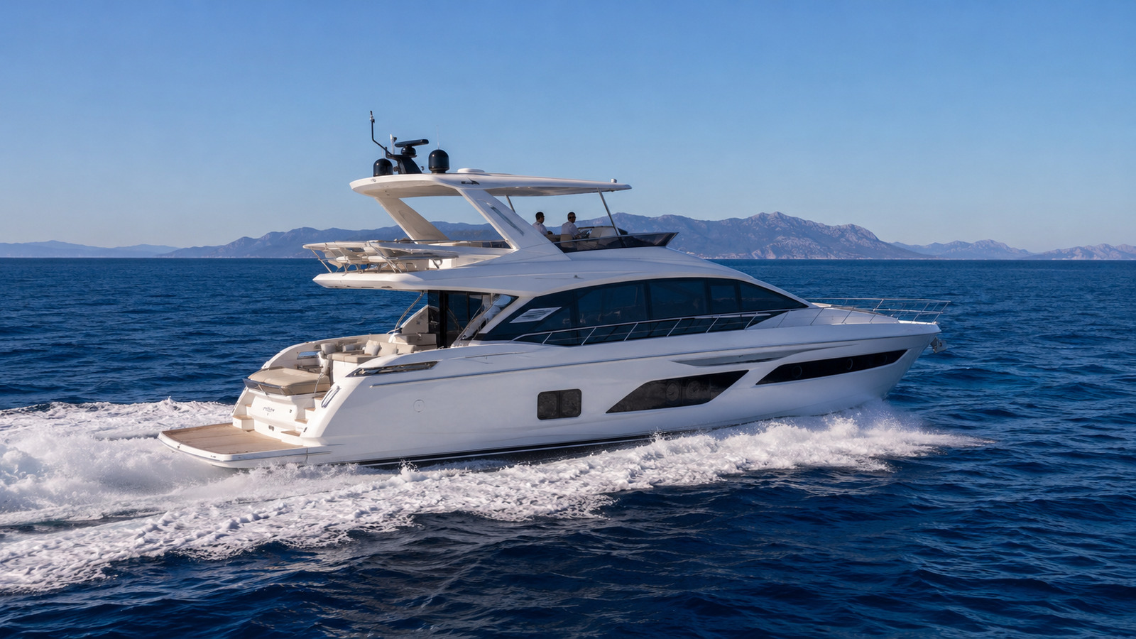 sea ray l650 fly premium exterior hero 25