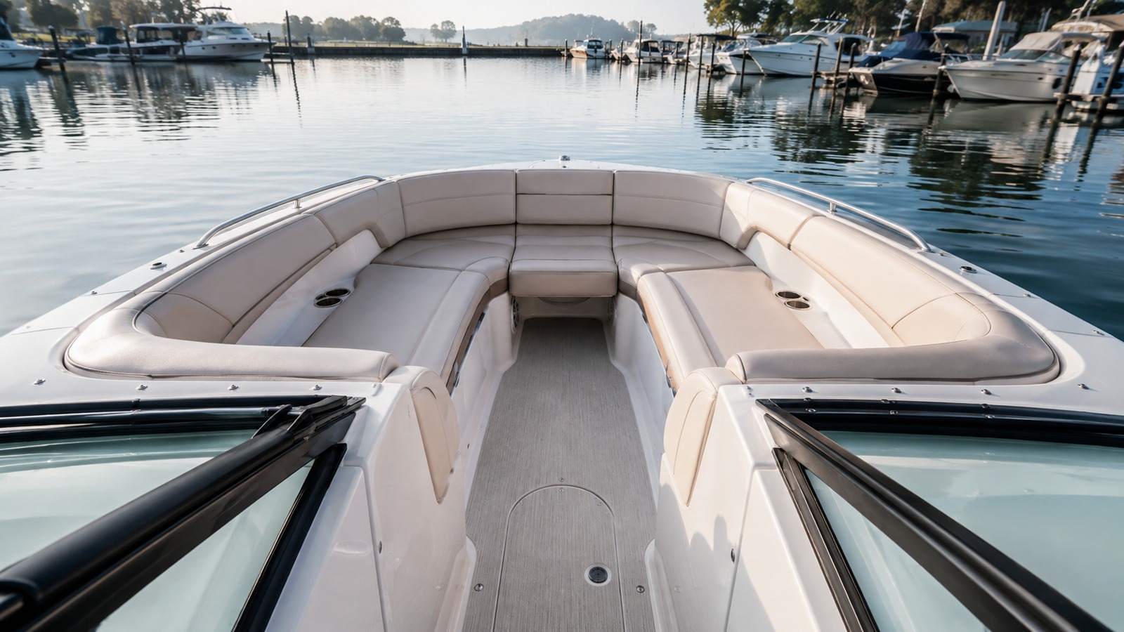 sea ray sdx 230 bow lounge wide 07