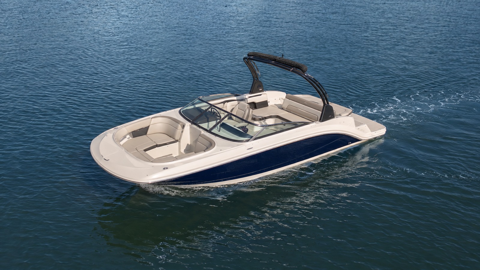 sea ray sdx 230 elevated exterior 06