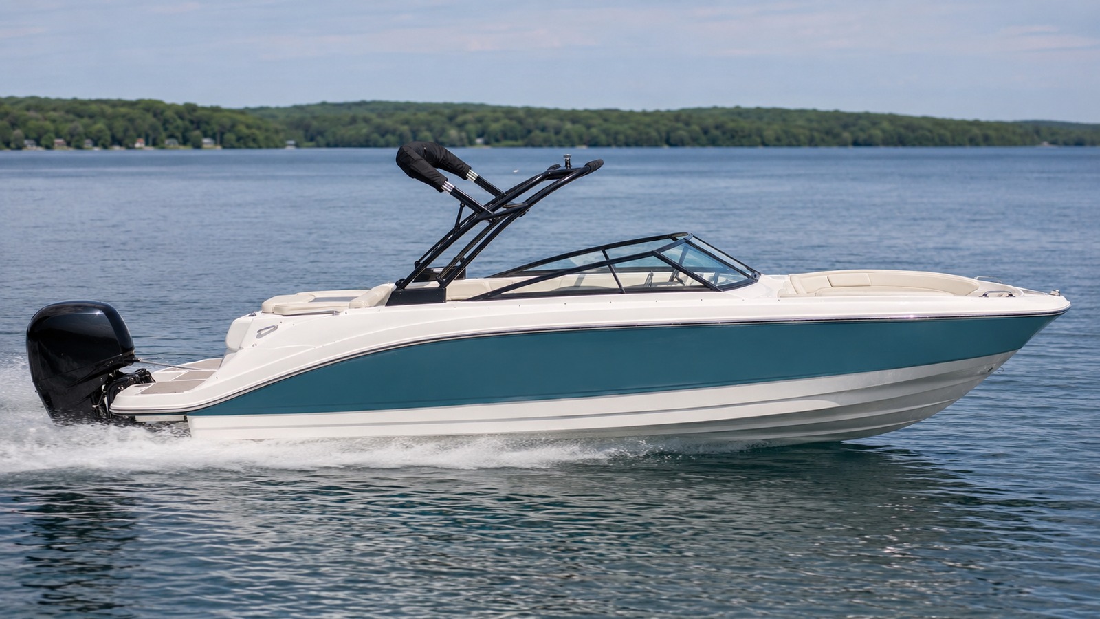 sea ray sdx 230 outboard side profile running 04
