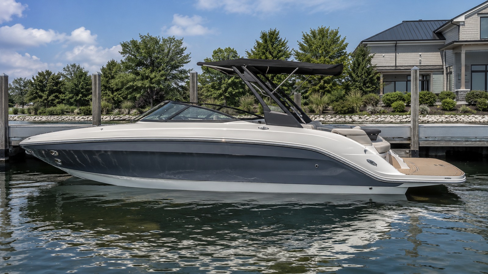 sea ray sdx 250 surf dockside profile 05