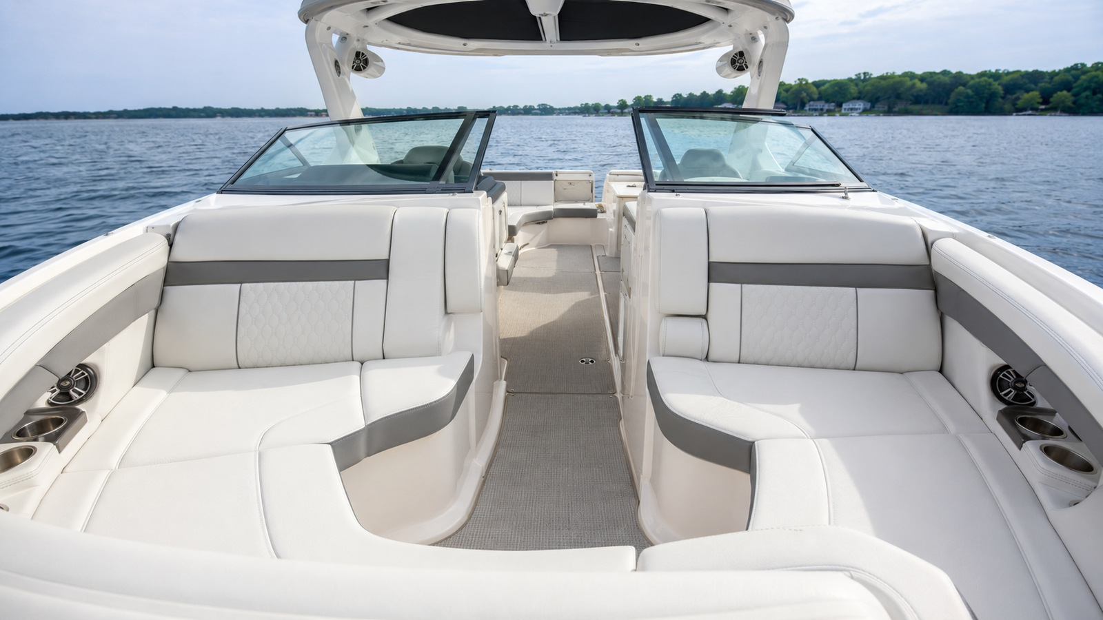 sea ray sdx 270 surf bow lounge wide 07