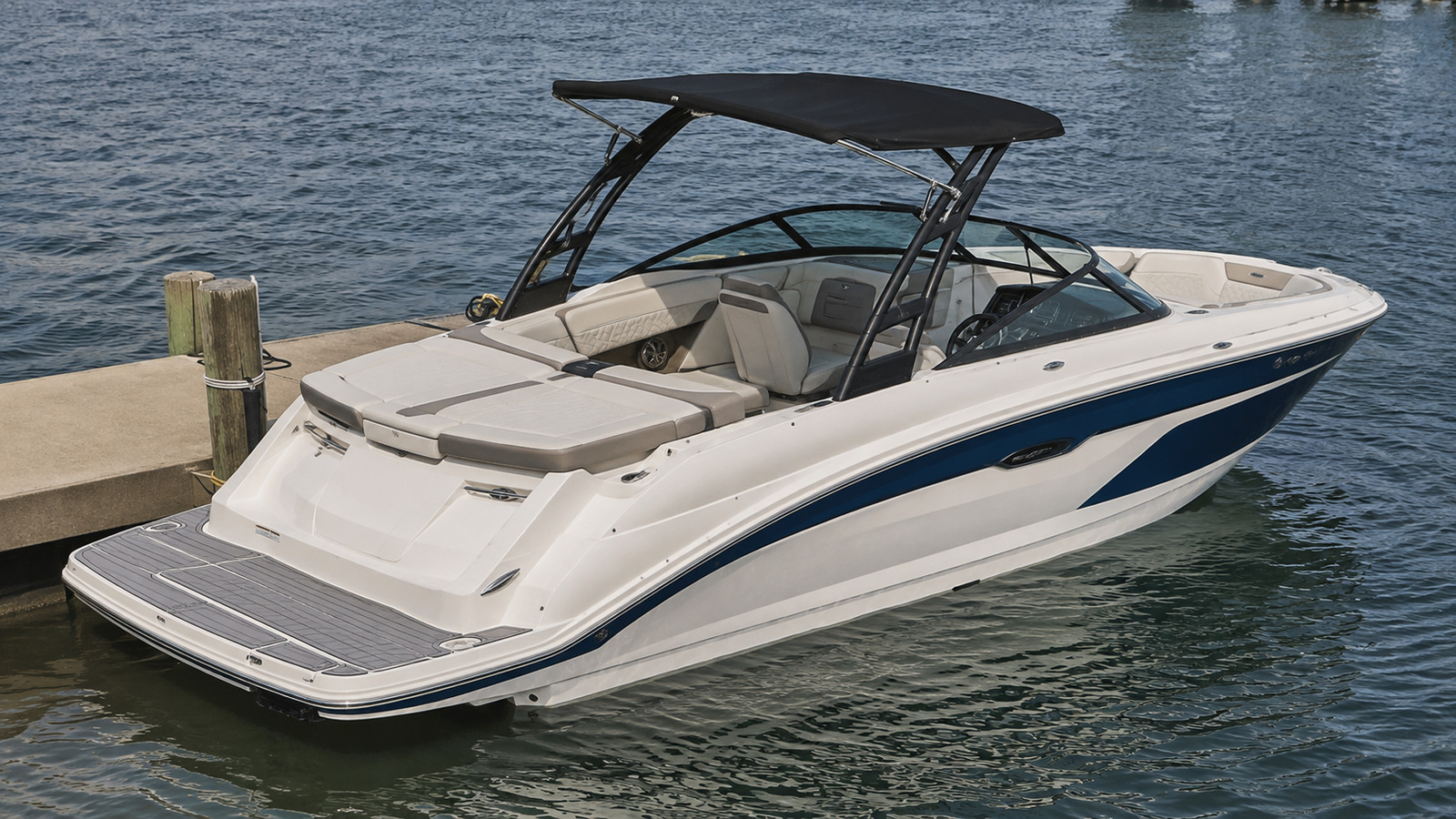 sea ray slx 260 surf marina rear quarter 09