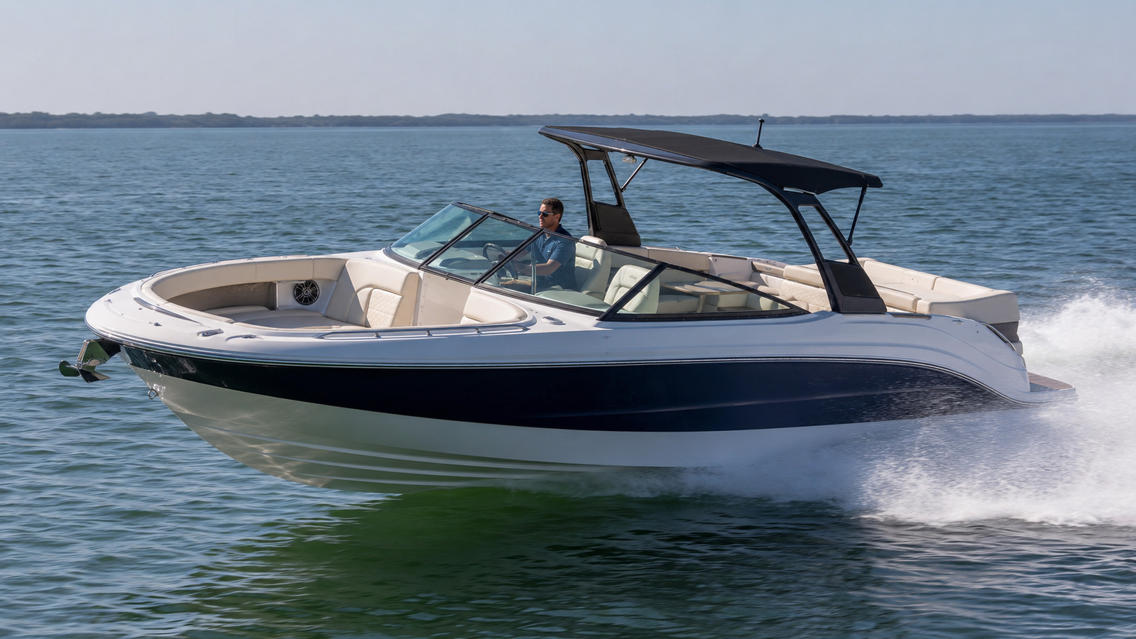 sea ray slx 310 front quarter running 02