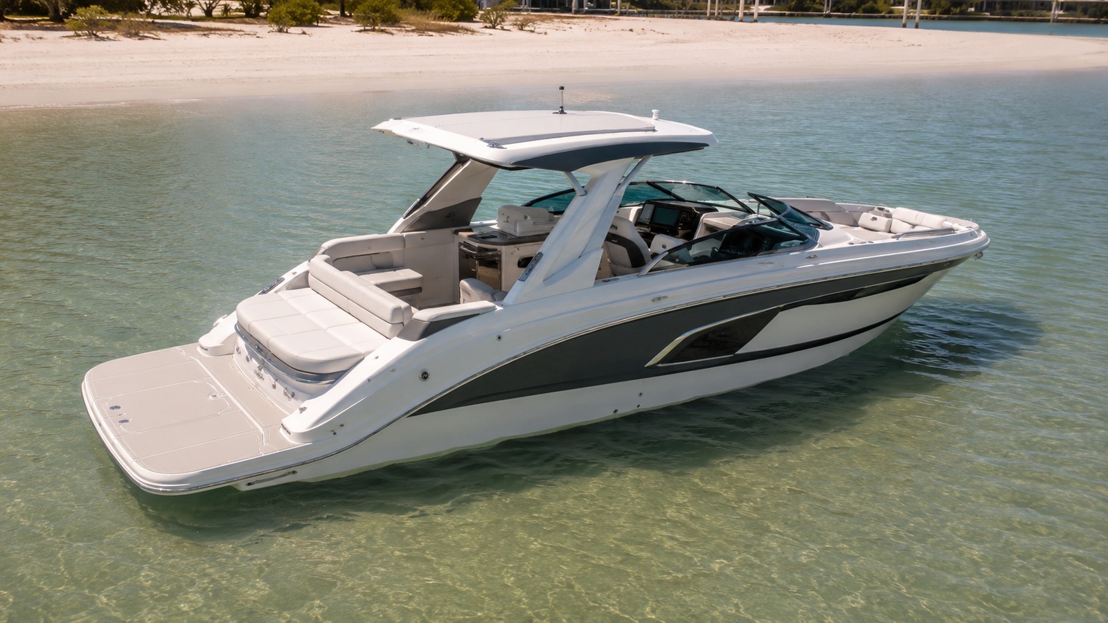 sea ray slx 350 elevated exterior 06