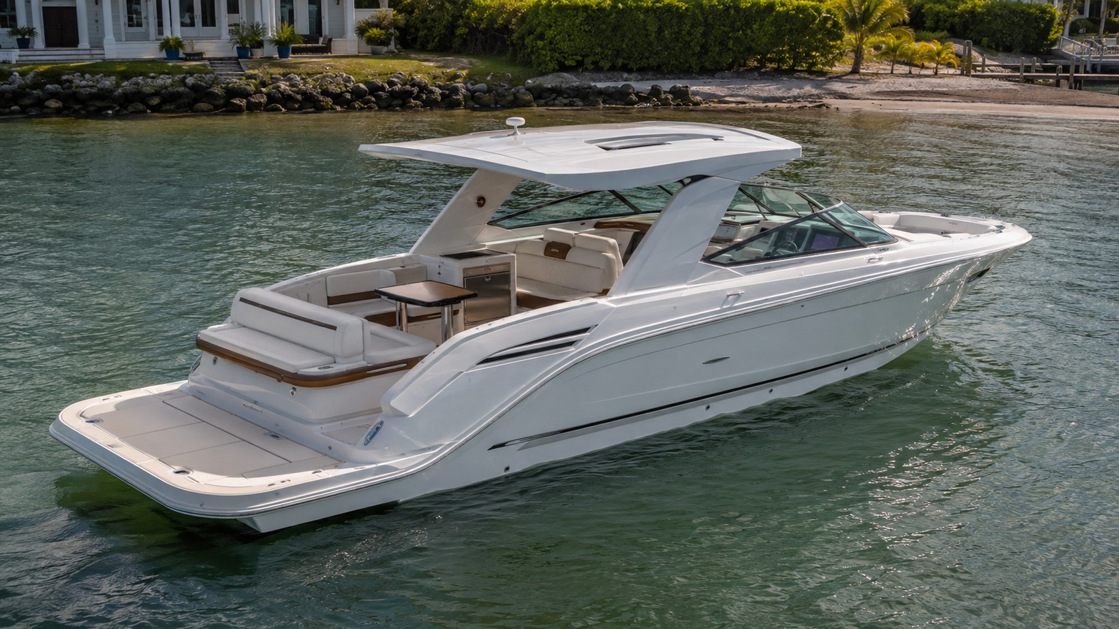sea ray slx 400 elevated exterior 06