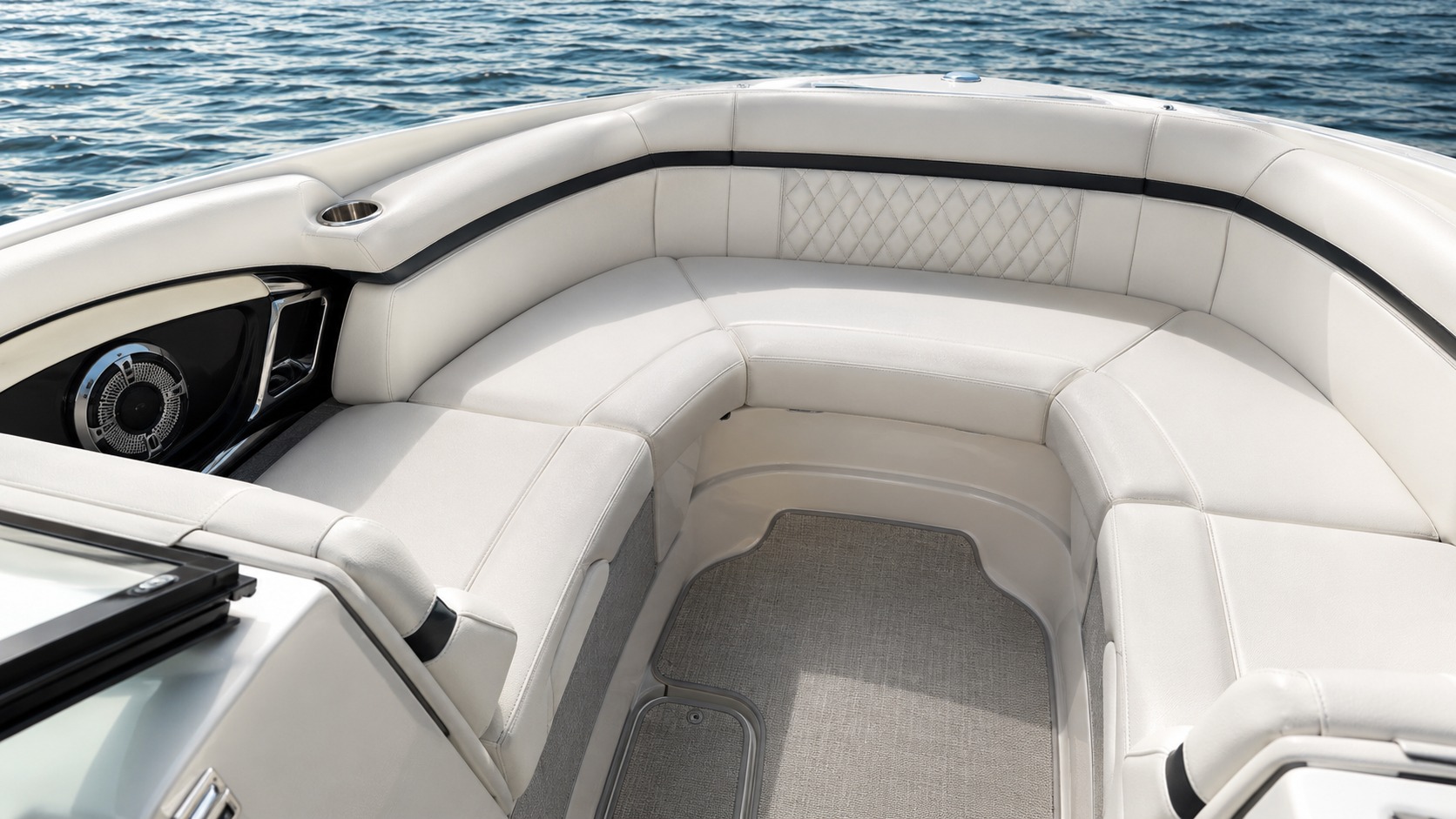sea ray slx bow seating 15