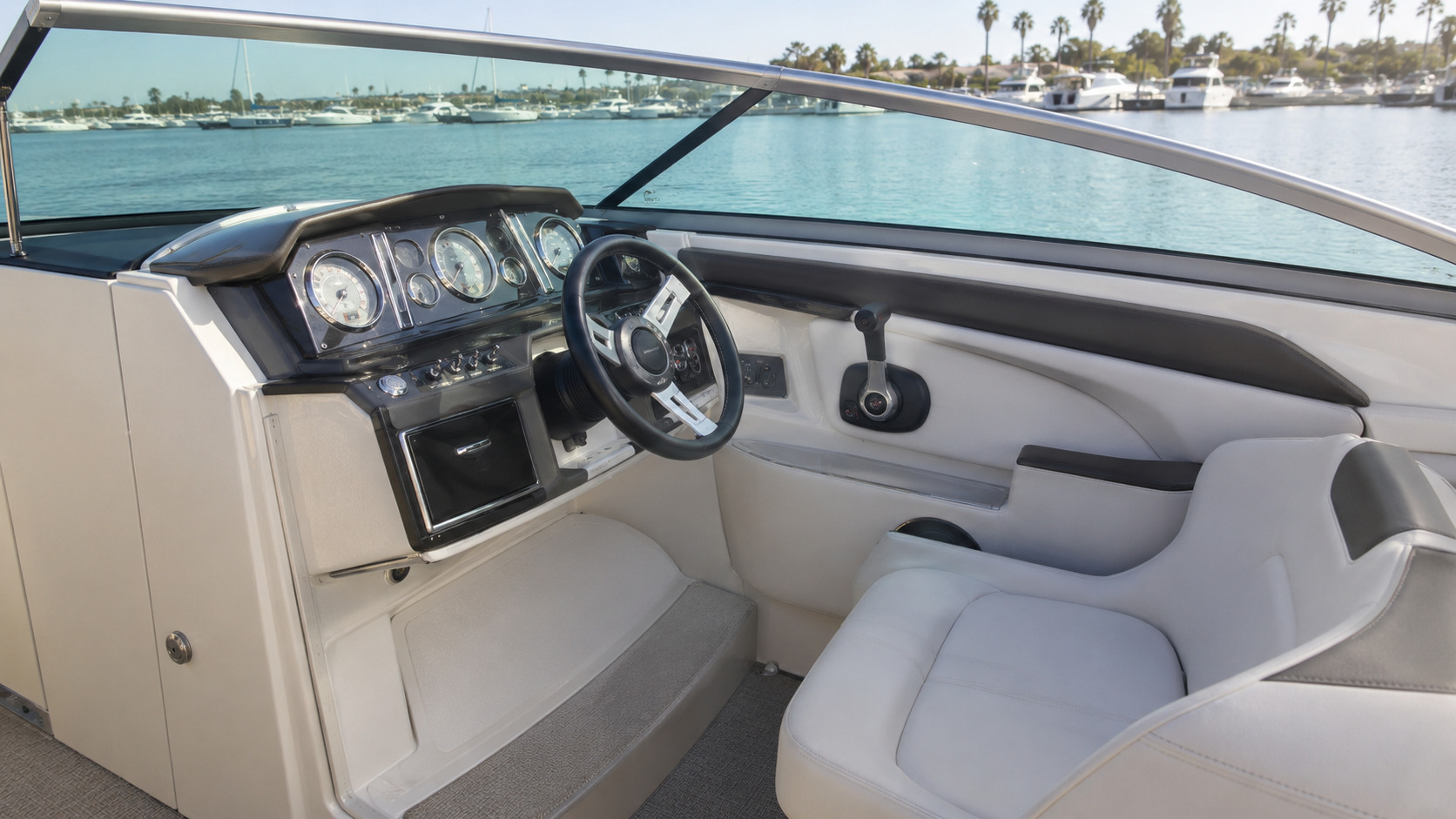 sea ray sport helm interior 19