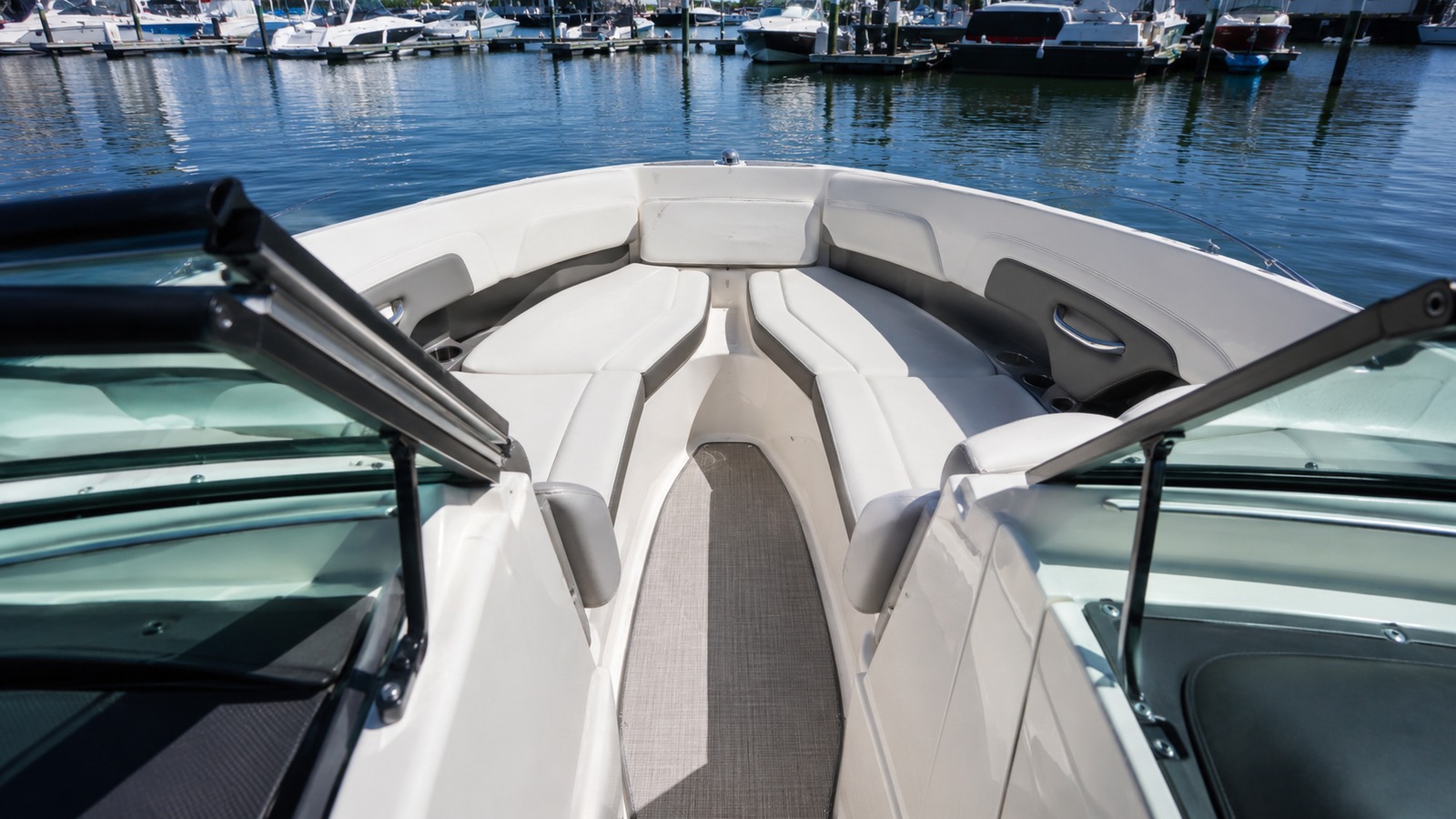 sea ray spx 190 outboard bow seating 10