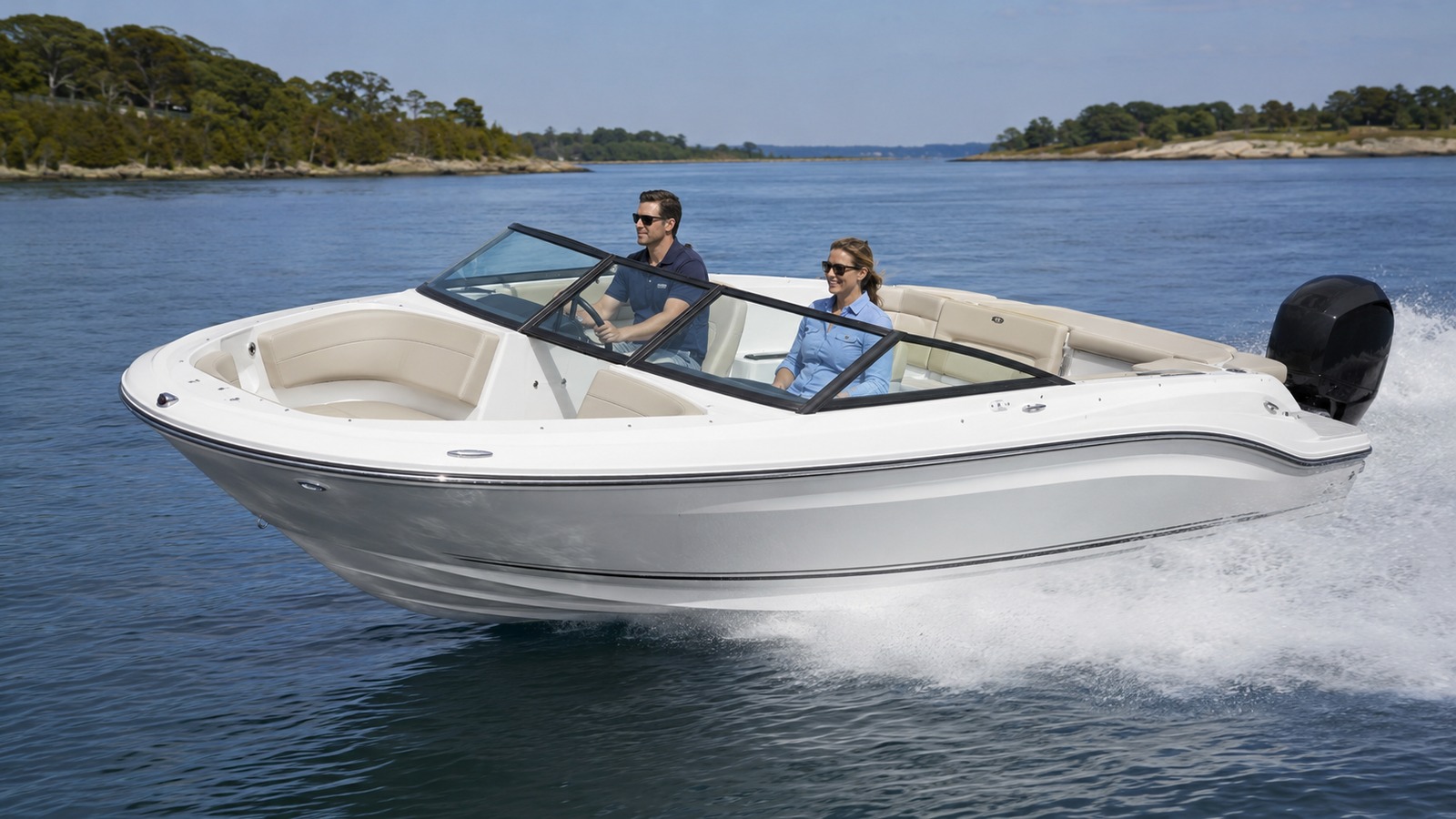 sea ray spx 210 outboard premium exterior hero 25