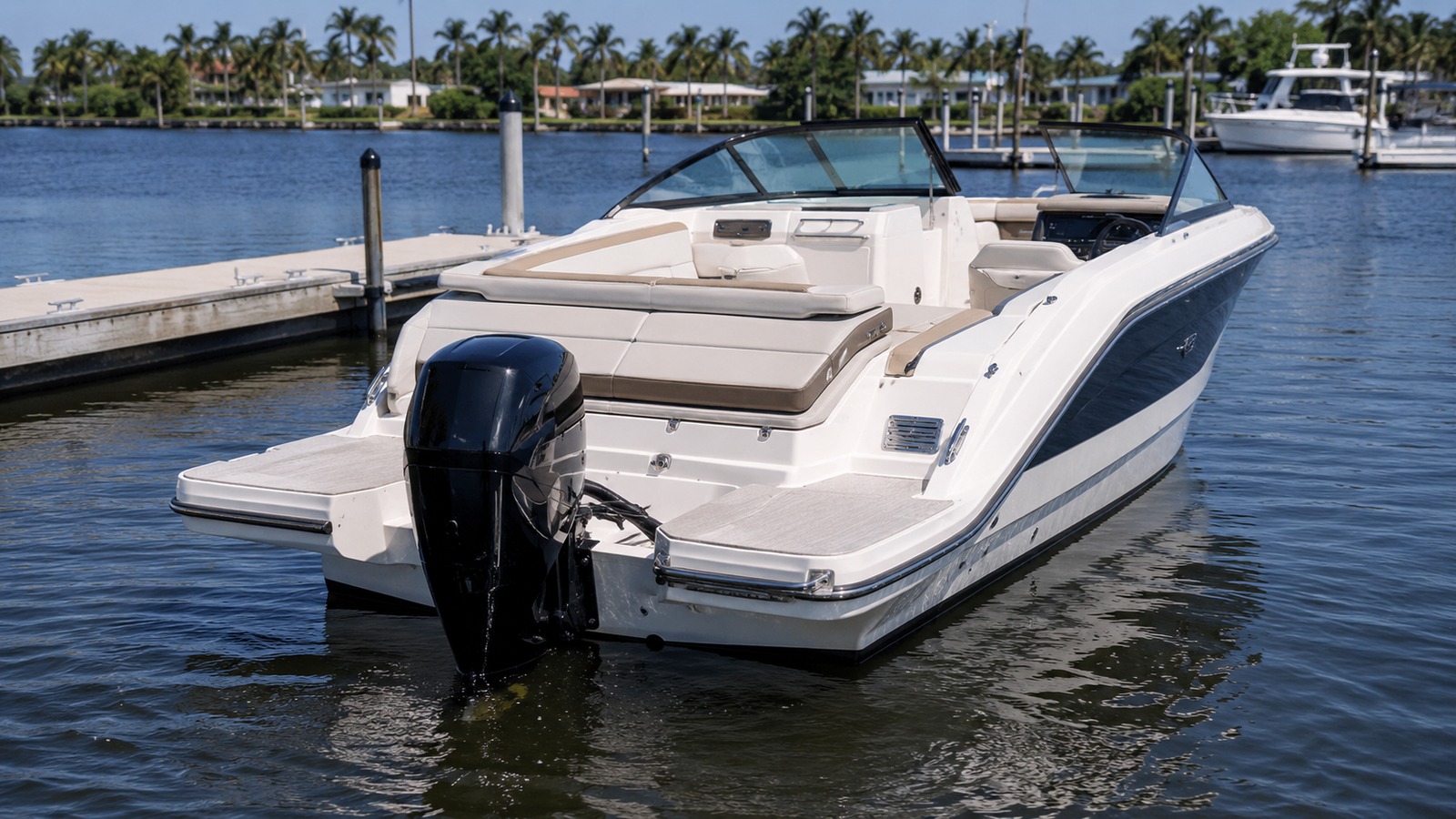 sea ray spx 230 outboard stern quarter dockside 07