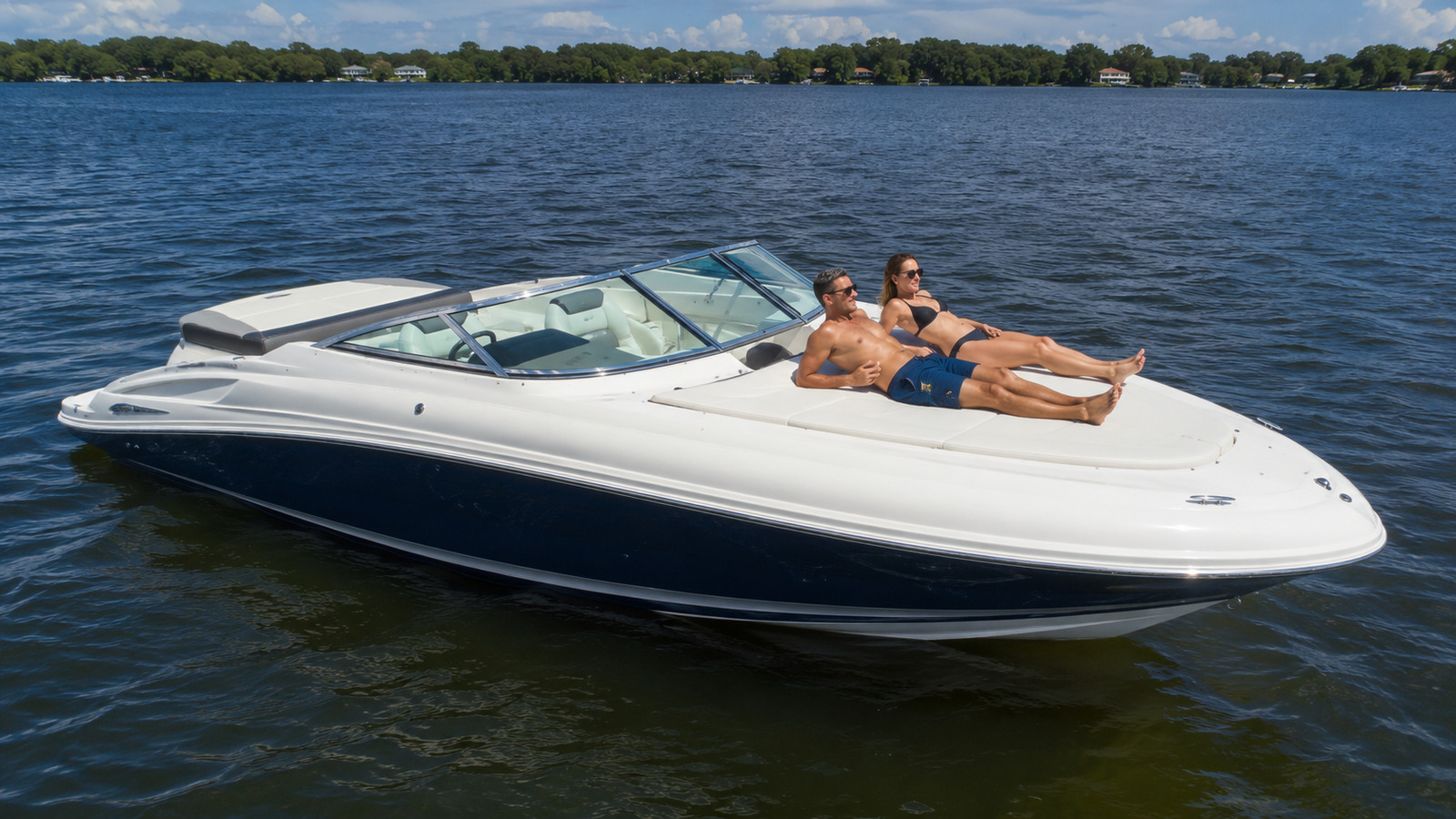 sea ray sun sport 250 bow sunpad 07